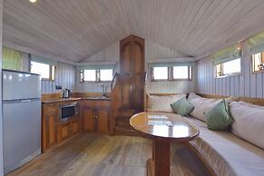 Safari Island Resort