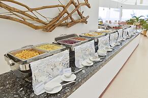 Safari Island Resort