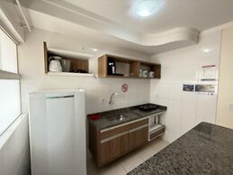 Lacqua DiRoma III Via Caldas