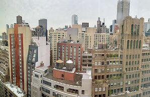 Crowne Plaza HY36 Midtown Manhattan by IHG