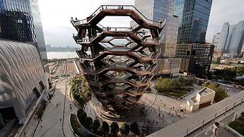 Crowne Plaza HY36 Midtown Manhattan by IHG