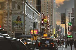 Crowne Plaza HY36 Midtown Manhattan by IHG