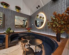 Crowne Plaza HY36 Midtown Manhattan by IHG