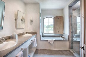 WorldMark Hunt - Stablewood Springs Resort