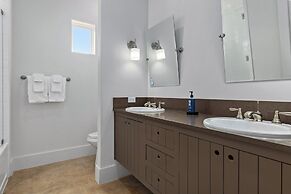 WorldMark Hunt - Stablewood Springs Resort
