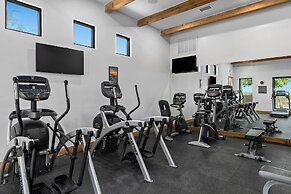 WorldMark Hunt - Stablewood Springs Resort