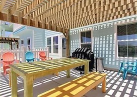 Gulfwaters Beachfront Resort 101 102