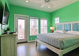 Gulfwaters Beachfront Resort 101 102