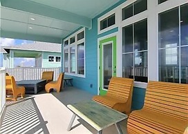 Gulfwaters Beachfront Resort 101 102