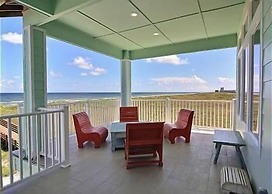 Gulfwaters Beachfront Resort 101 102