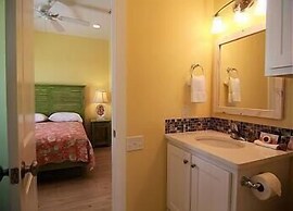 Gulfwaters Beachfront Resort 101 102