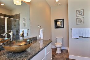 Mi Casa Tu Casa upstairs