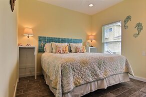 Seahorse Shanty OV32