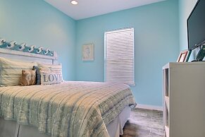 Seahorse Shanty OV32