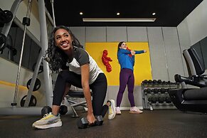 YELLO Hotel Harmoni Jakarta