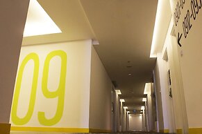 YELLO Hotel Harmoni Jakarta