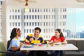 YELLO Hotel Harmoni Jakarta