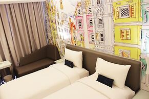 YELLO Hotel Harmoni Jakarta