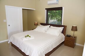 Vine Cottages Adults Only