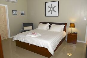 Vine Cottages Adults Only