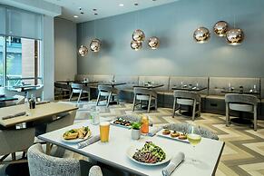 Hilton Garden Inn Seattle Bellevue Downtown, WA