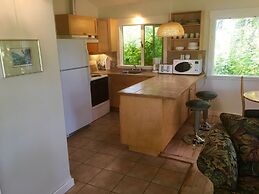 Lakeshore on Salt Spring