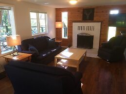 Lakeshore on Salt Spring