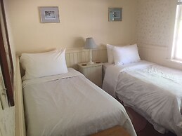 Lakeshore on Salt Spring