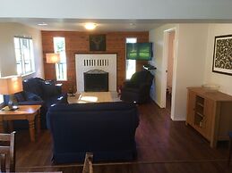 Lakeshore on Salt Spring