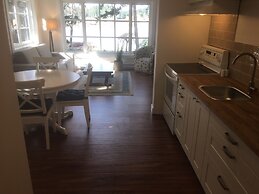 Lakeshore on Salt Spring