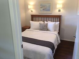 Lakeshore on Salt Spring