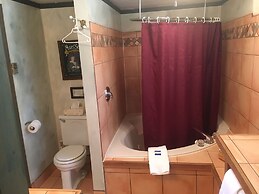 Lakeshore on Salt Spring