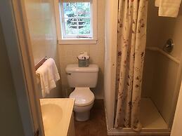 Lakeshore on Salt Spring