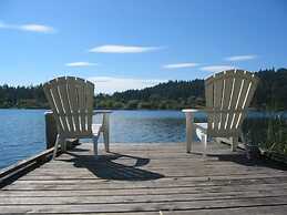 Lakeshore on Salt Spring