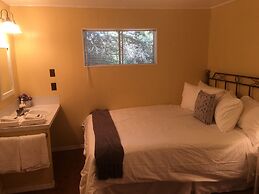 Lakeshore on Salt Spring