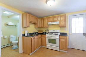 Kendall Square Apartments by Next Star