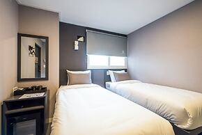 Philstay Myeongdong Metro
