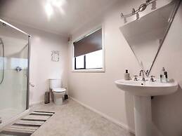 Golden Caves - Bed & Breakfast