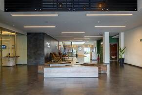 City Express Plus by Marriott Bogota Aeropuerto