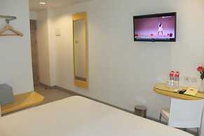 Amaris Hotel Margorejo - Surabaya