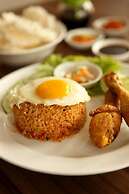 Amaris Hotel Margorejo - Surabaya