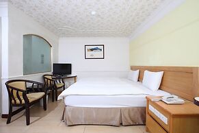 Fun House - Douliu Branch