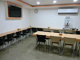 Fun House - Douliu Branch