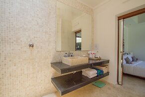 Villa Vishuddha Ajna