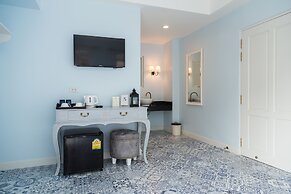 Noursabah Bed Bangkok