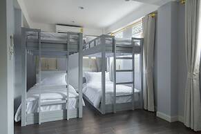 Noursabah Bed Bangkok