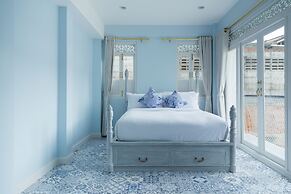 Noursabah Bed Bangkok