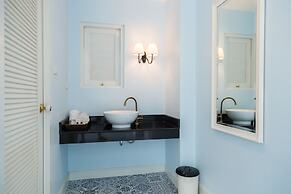 Noursabah Bed Bangkok