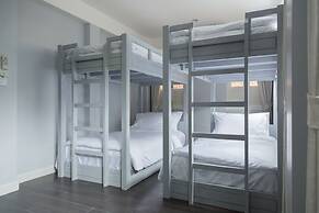 Noursabah Bed Bangkok