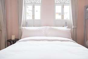 Noursabah Bed Bangkok